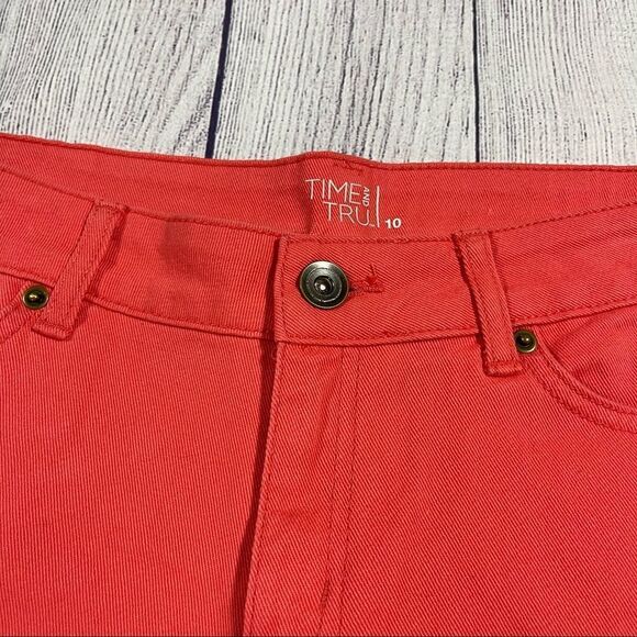 NWOT Time and True Coral Denim Shorts - Picture 4 of 6